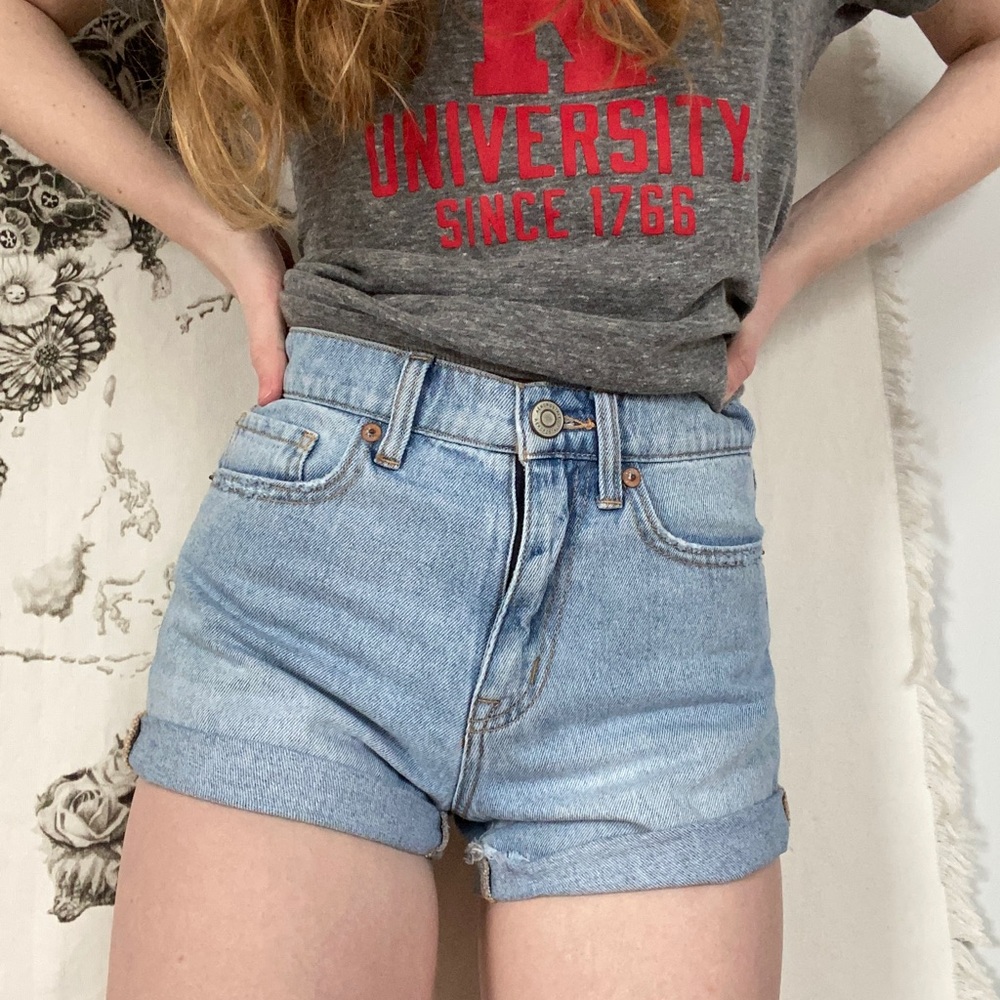 Aeropostale Light Wash Mom Shorts - Size 0
